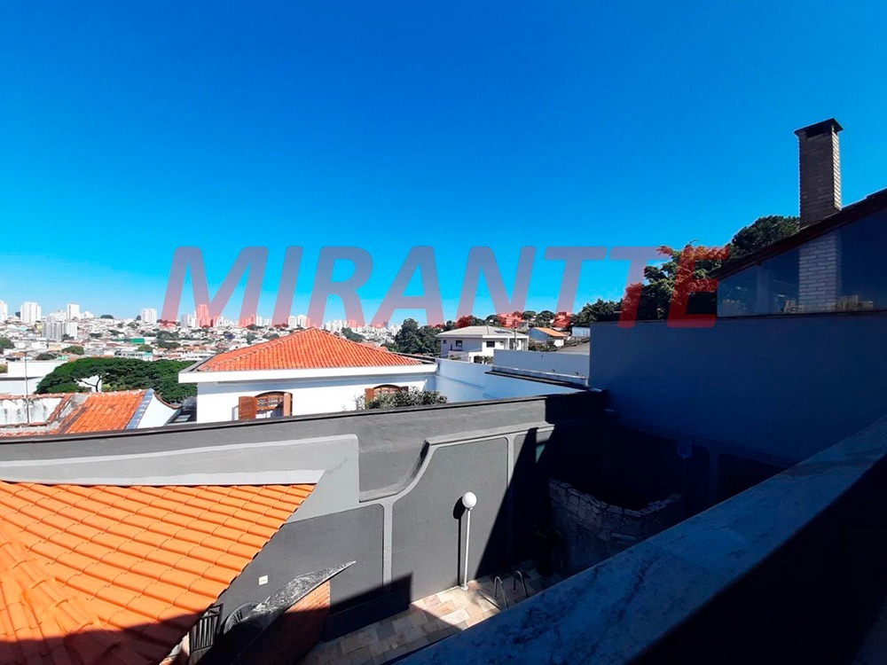 Sobrado de 259m² com 4 quartos em Jardim Guapíra