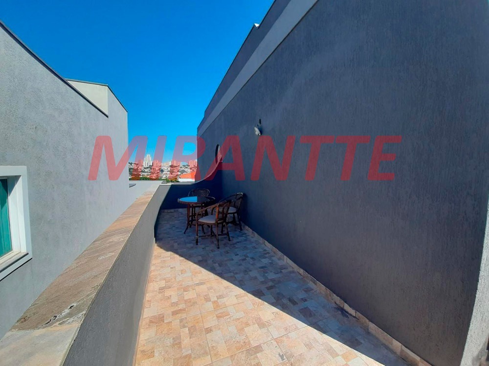Sobrado de 259m² com 4 quartos em Jardim Guapíra
