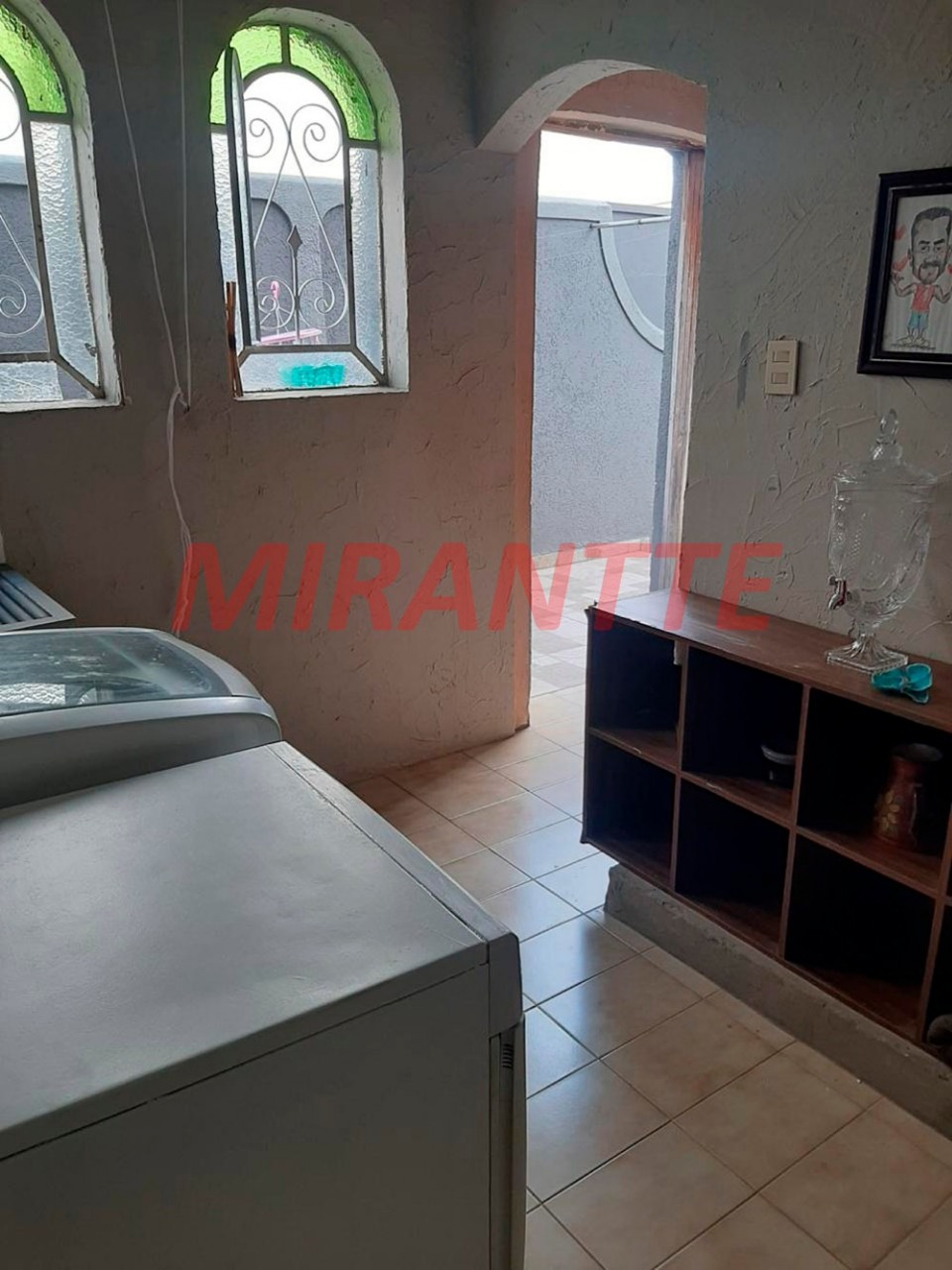 Sobrado de 259m² com 4 quartos em Jardim Guapíra