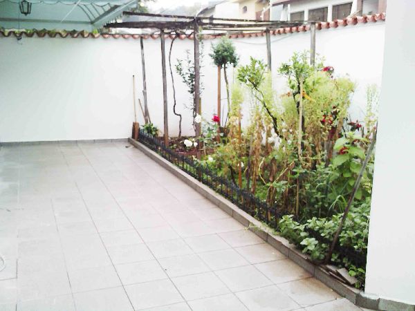 Sobrado de 400m² com 4 quartos em Jardim França