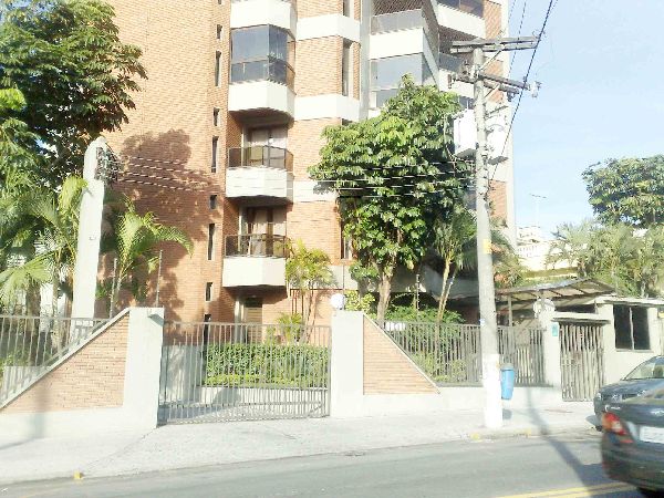 Apartamento de 204m² com 4 quartos em Santana