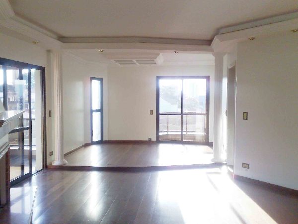 Apartamento de 204m² com 4 quartos em Santana