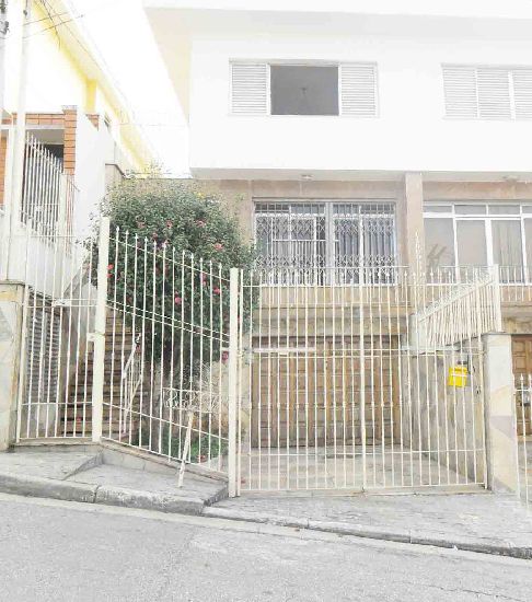 Sobrado de 264m² com 3 quartos em Santana