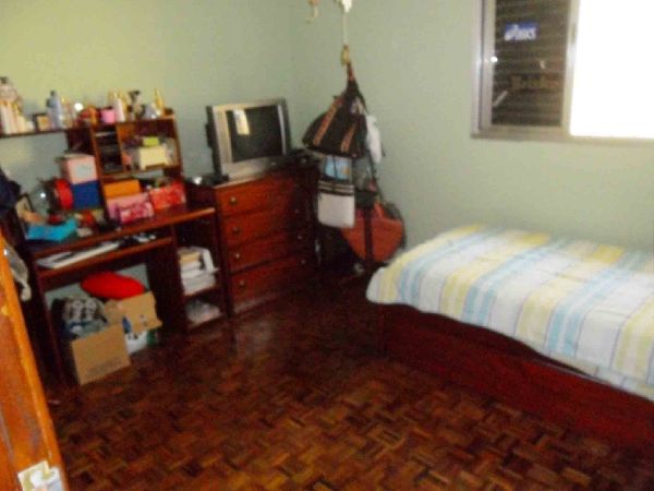 Sobrado de 264m² com 3 quartos em Santana