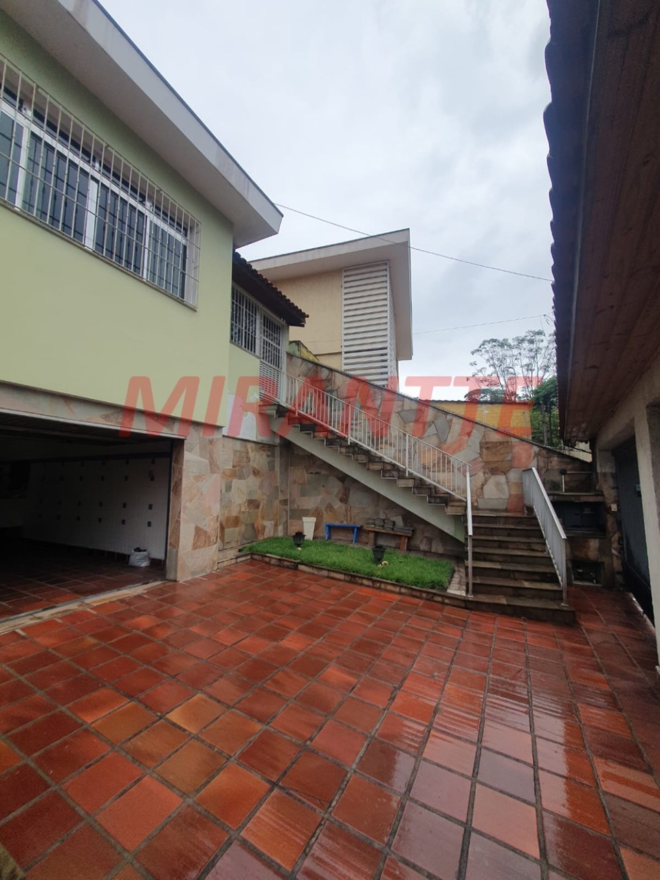 Sobrado de 221m² com 3 quartos em Vila Nova Parada
