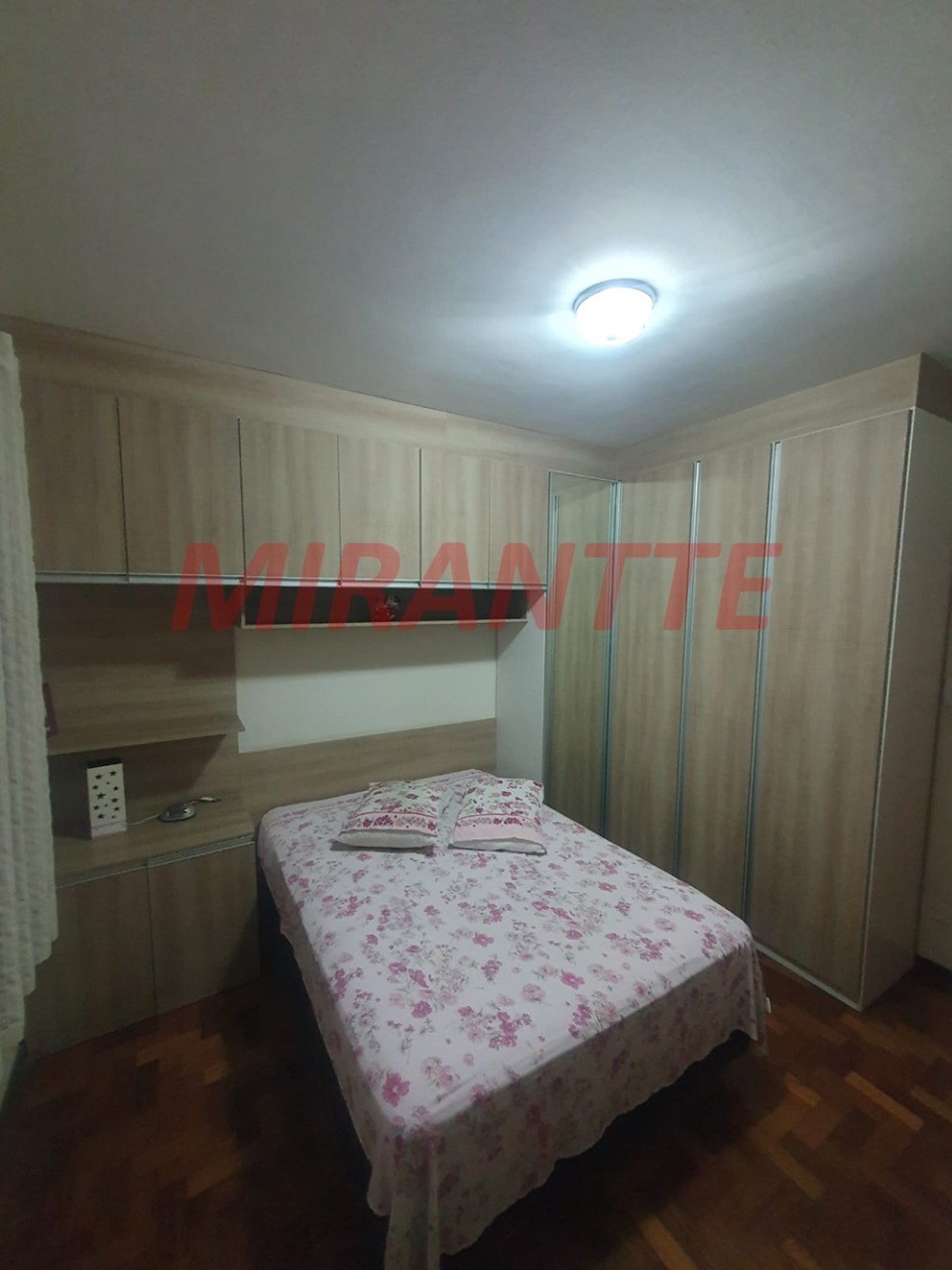 Sobrado de 221m² com 3 quartos em Vila Nova Parada