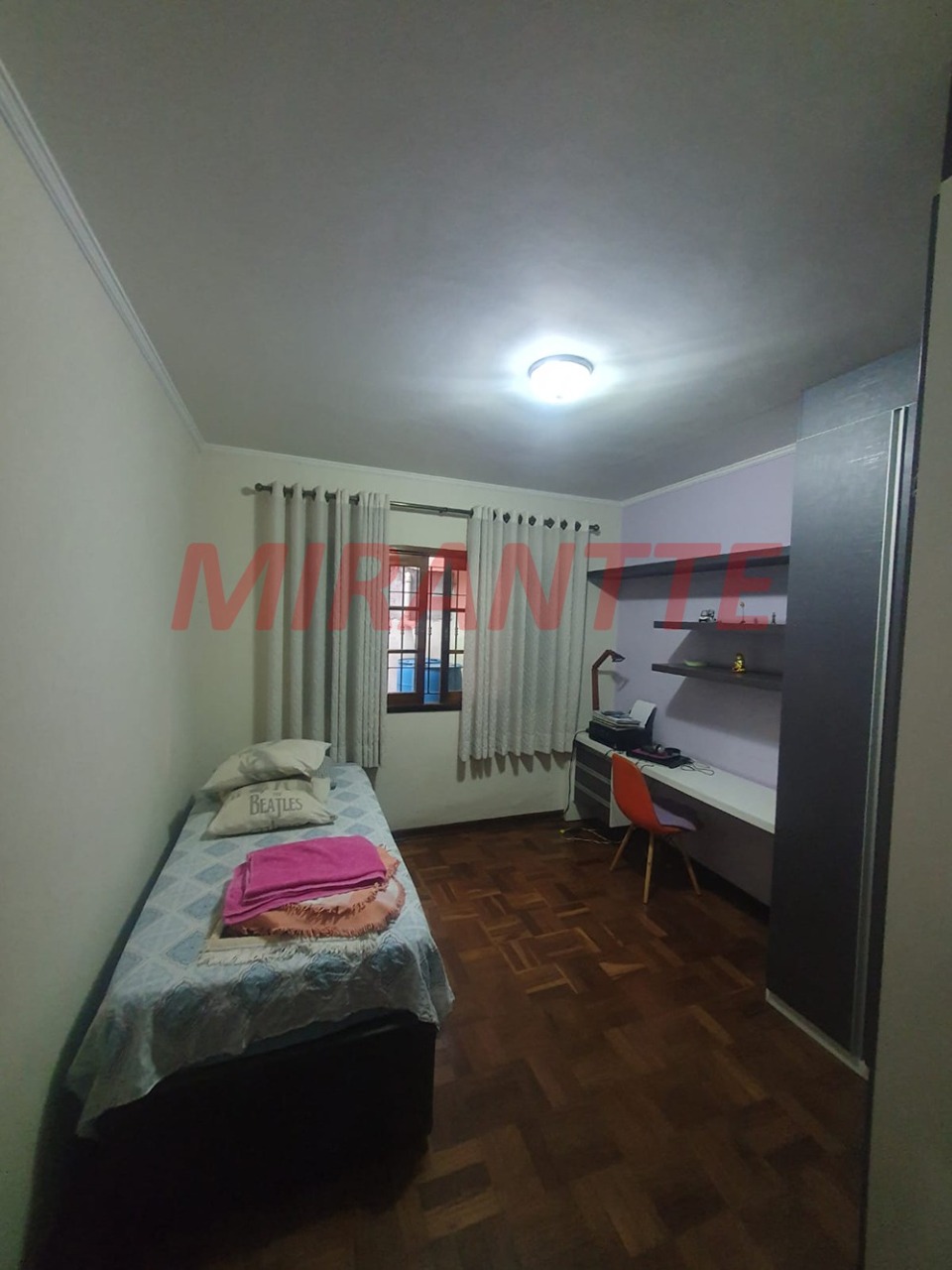 Sobrado de 221m² com 3 quartos em Vila Nova Parada