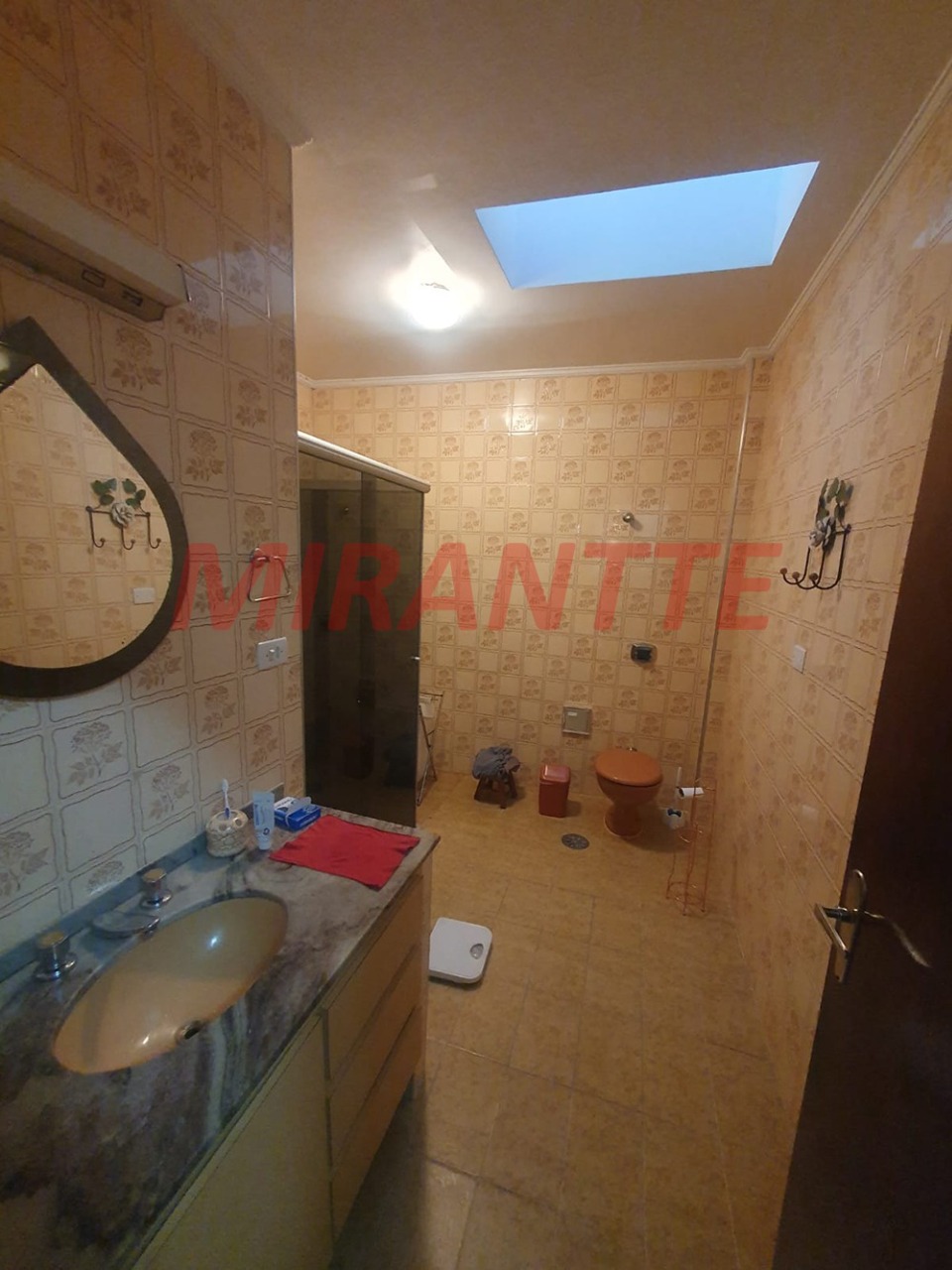 Sobrado de 221m² com 3 quartos em Vila Nova Parada