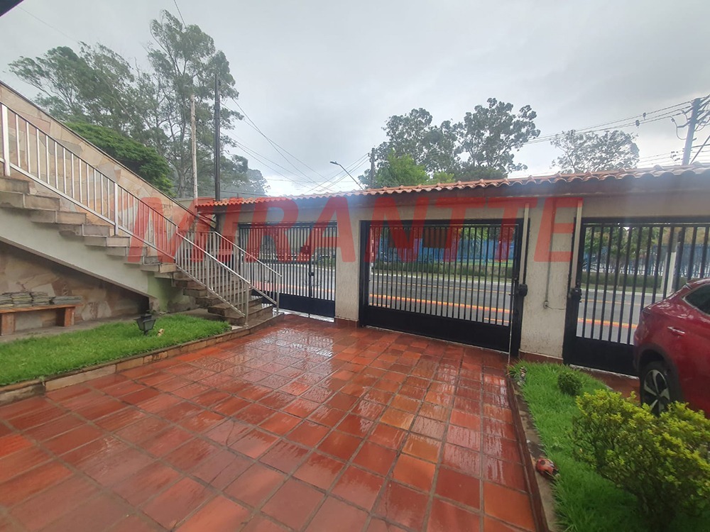 Sobrado de 221m² com 3 quartos em Vila Nova Parada