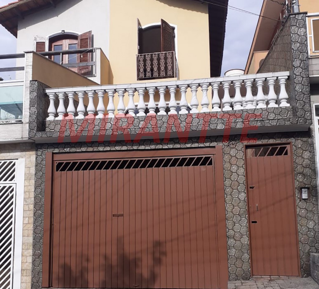 Sobrado de 138m² com 3 quartos em Vila Mazzei