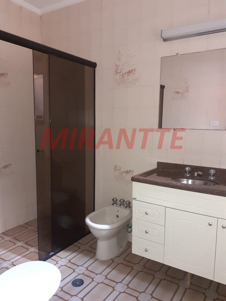 Sobrado de 138m² com 3 quartos em Vila Mazzei