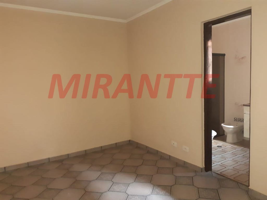 Sobrado de 138m² com 3 quartos em Vila Mazzei