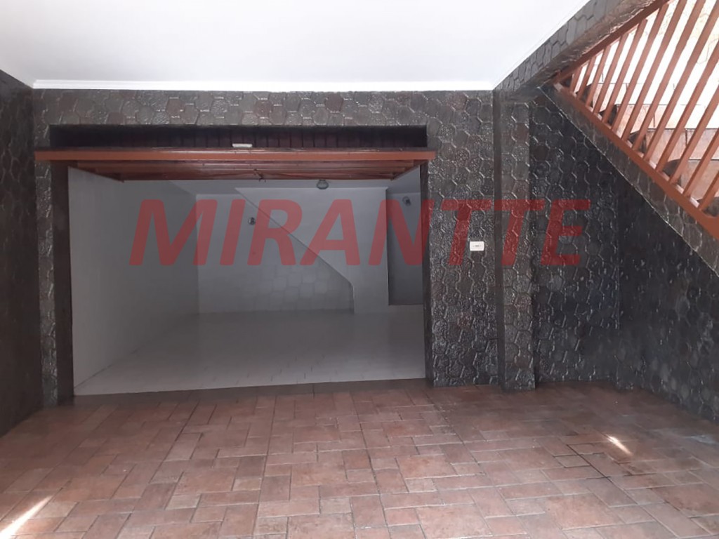 Sobrado de 138m² com 3 quartos em Vila Mazzei