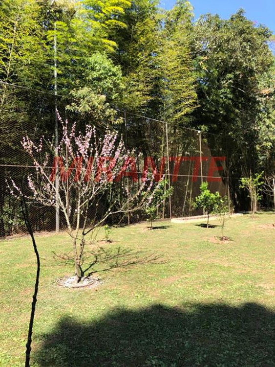 Sobrado de 980m² com 3 quartos em Serra Da Cantareira