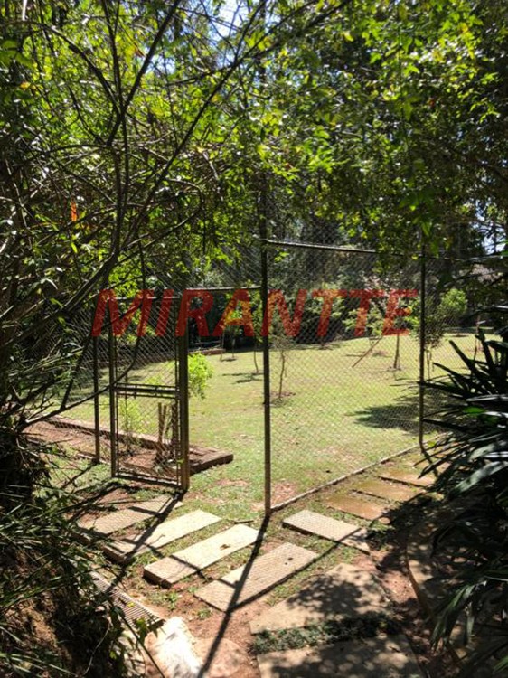 Sobrado de 980m² com 3 quartos em Serra Da Cantareira