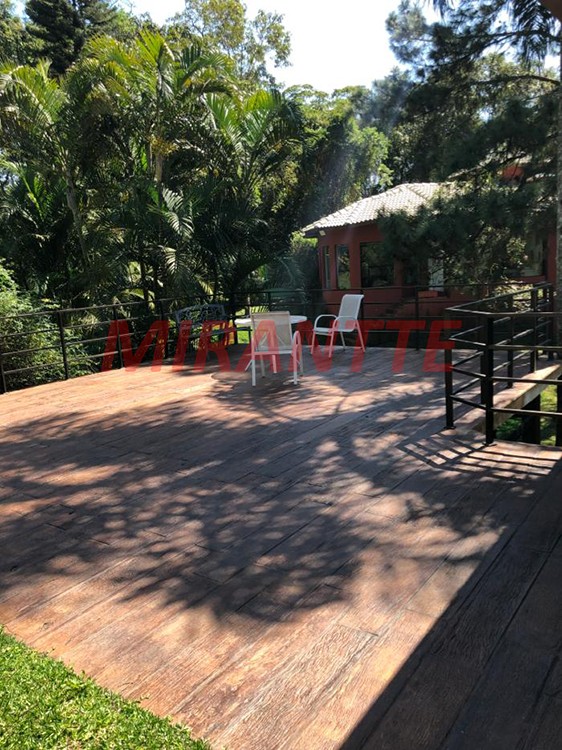 Sobrado de 980m² com 3 quartos em Serra Da Cantareira