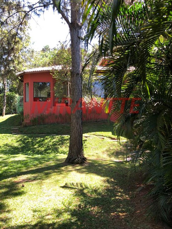 Sobrado de 980m² com 3 quartos em Serra Da Cantareira