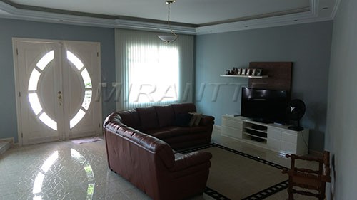 Casa terrea de 380m² com 4 quartos em Barro Branco