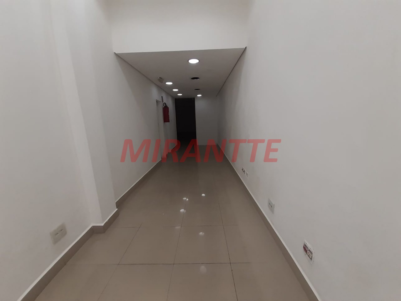 Comercial de 100m² em Santana
