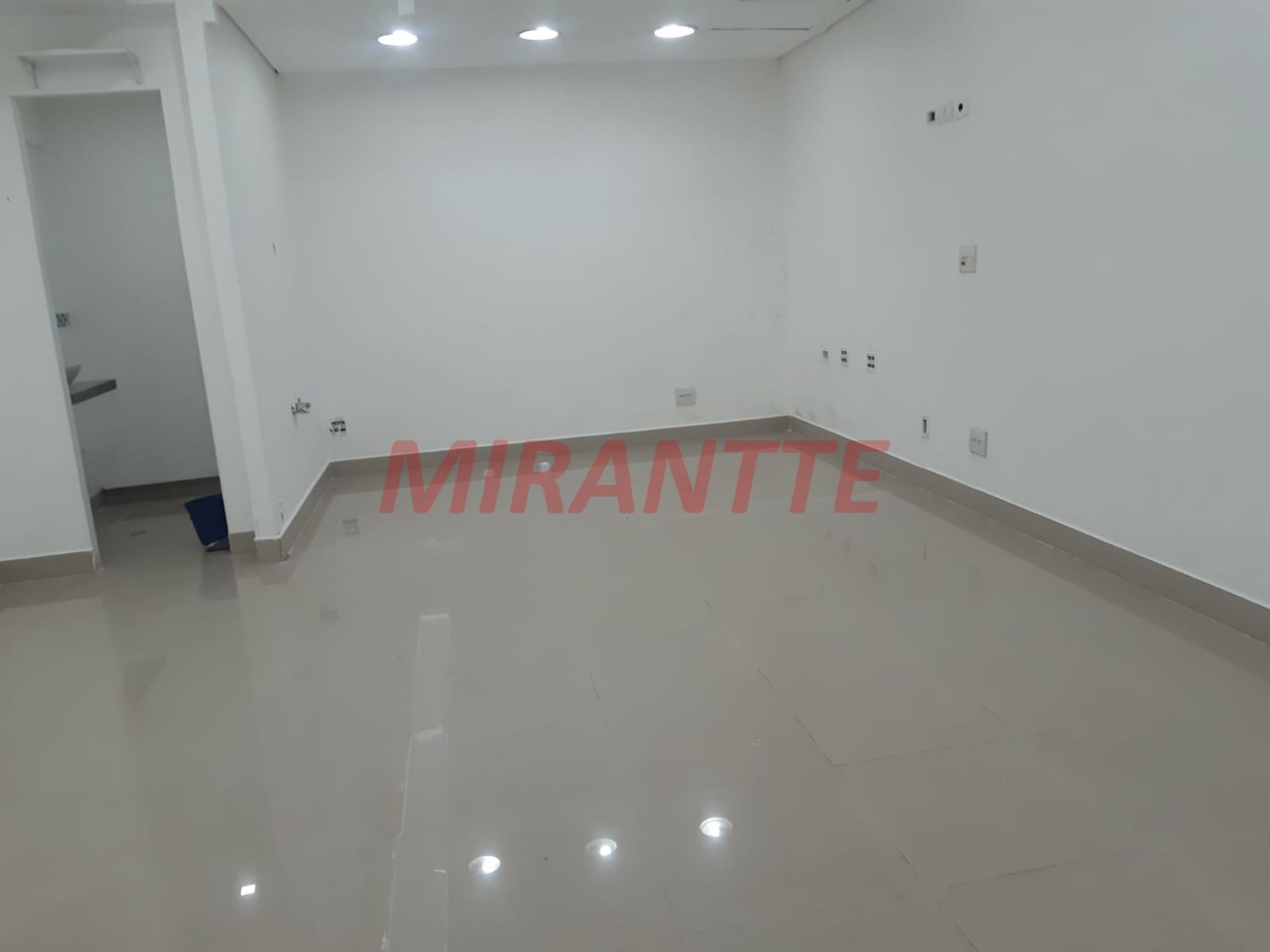 Comercial de 100m² em Santana