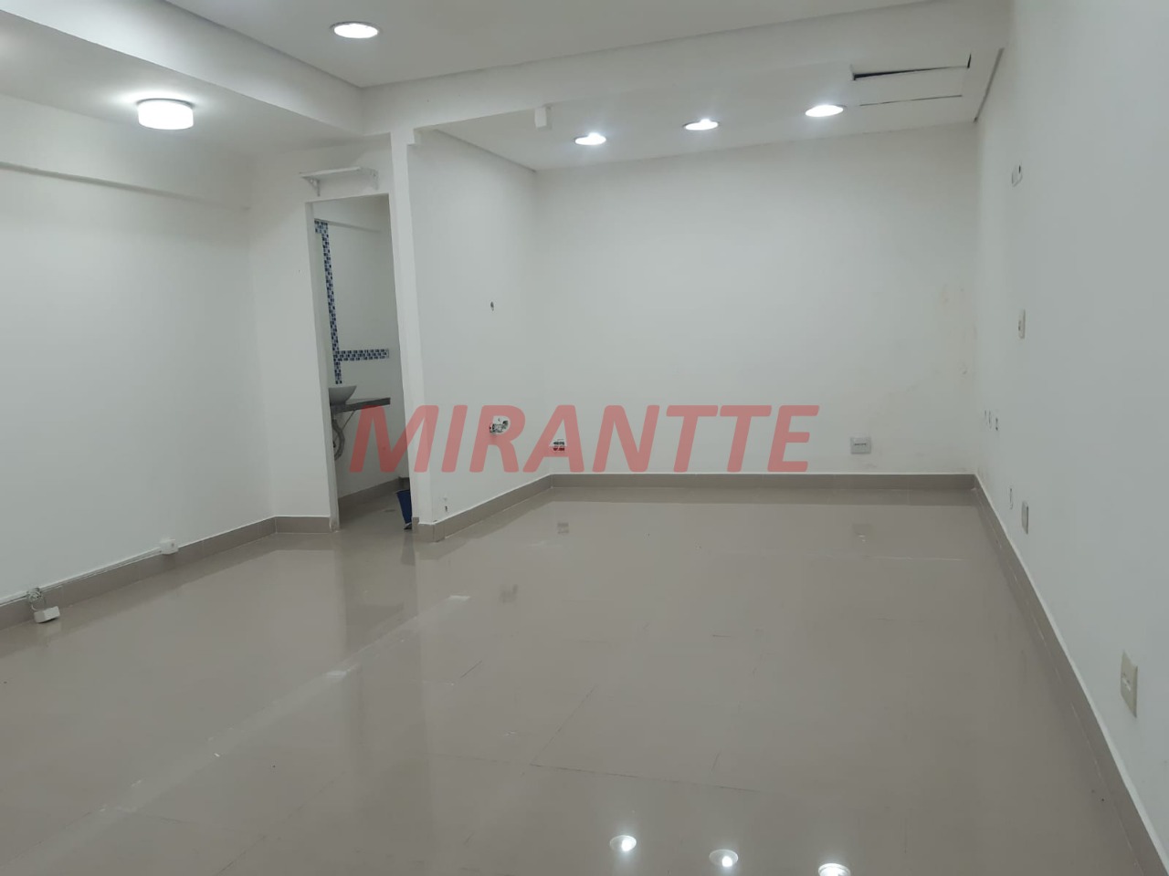 Comercial de 100m² em Santana