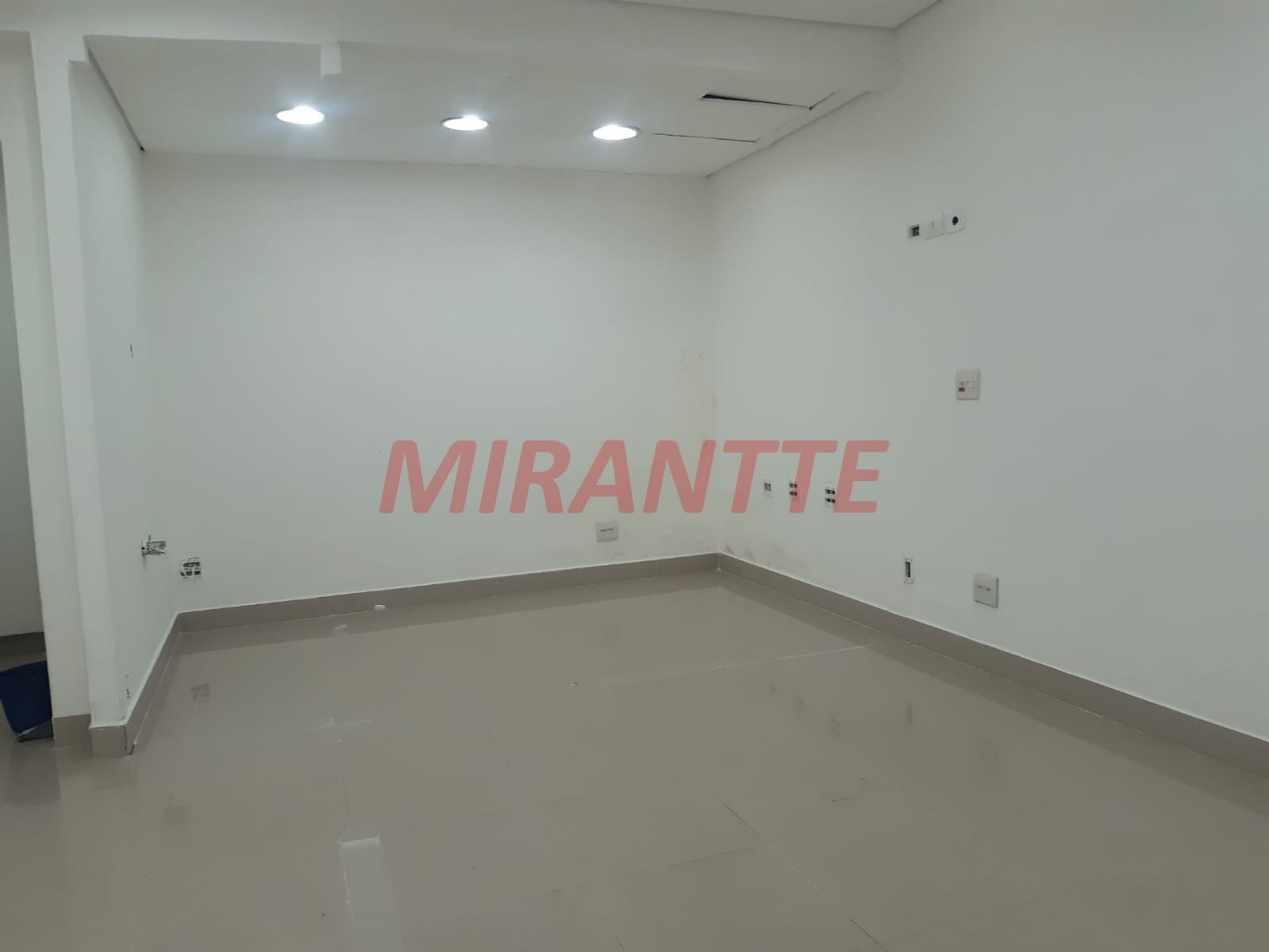 Comercial de 100m² em Santana