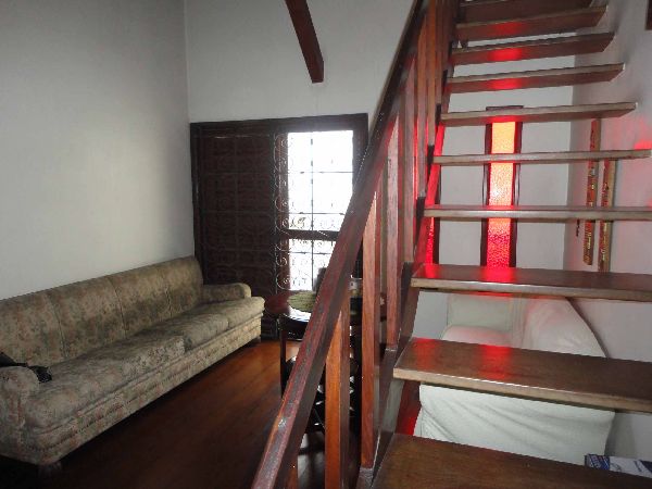 Sobrado de 320m² com 3 quartos em Jardim Entre Serras