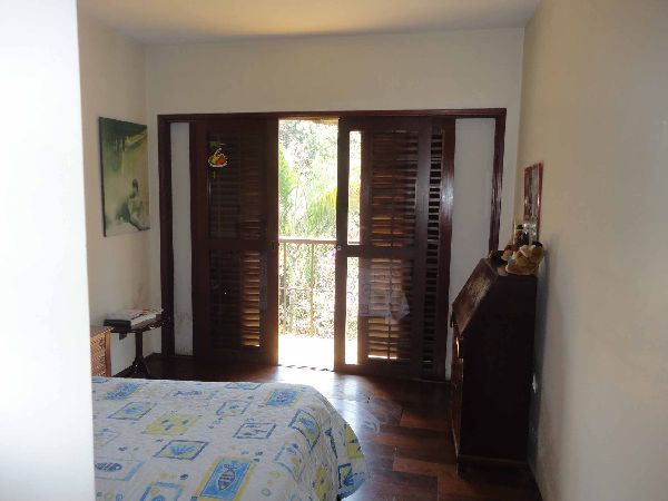 Sobrado de 320m² com 3 quartos em Jardim Entre Serras