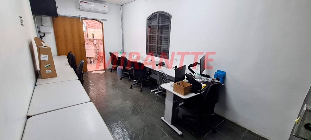 Sobrado de 300m² com 5 quartos em Santana