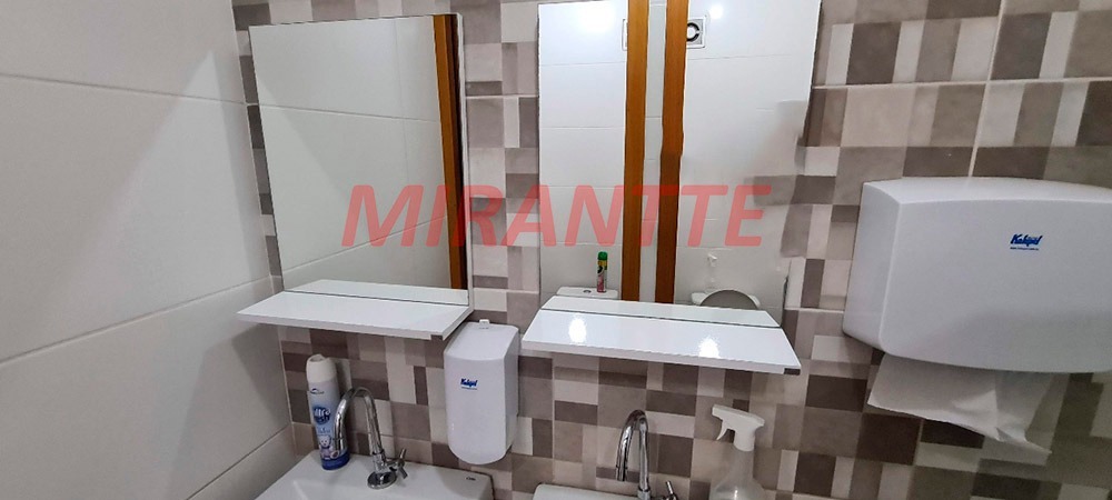 Sobrado de 300m² com 5 quartos em Santana