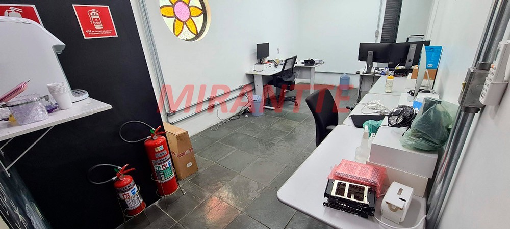 Sobrado de 300m² com 5 quartos em Santana