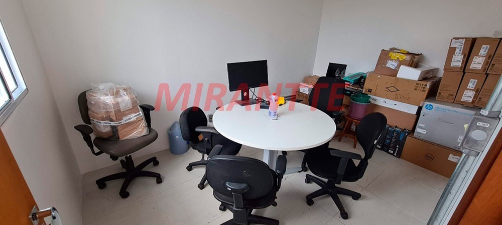 Sobrado de 300m² com 5 quartos em Santana
