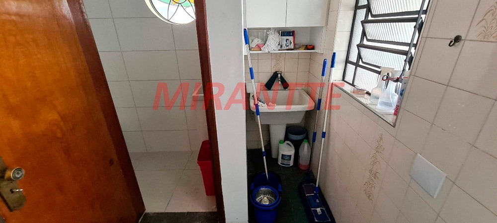 Sobrado de 300m² com 5 quartos em Santana