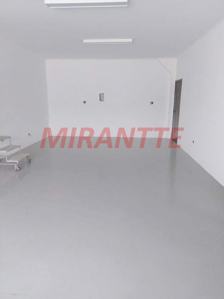 Comercial de 2200m² em Gopoúva