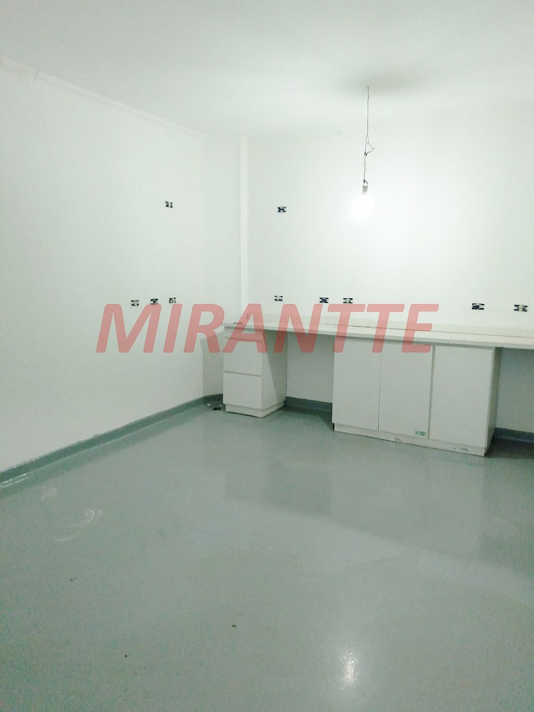 Comercial de 2200m² em Gopoúva