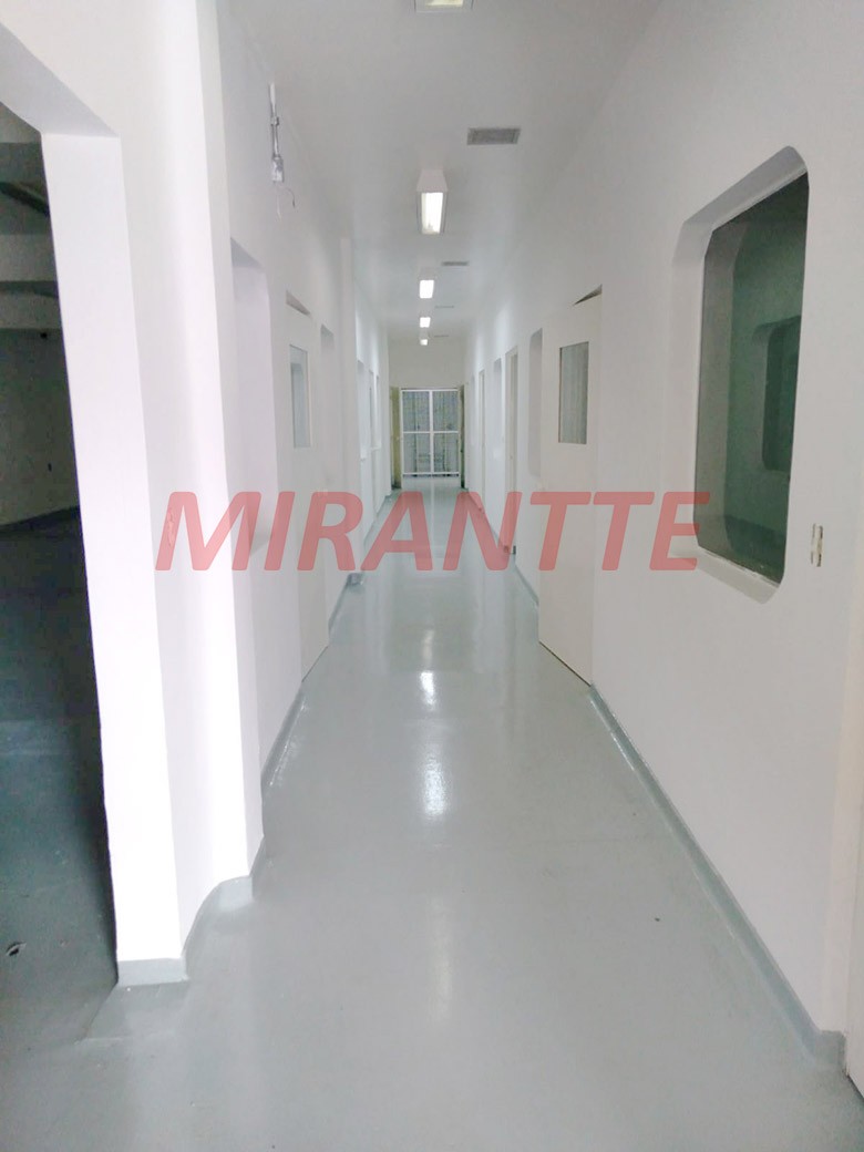 Comercial de 2200m² em Gopoúva