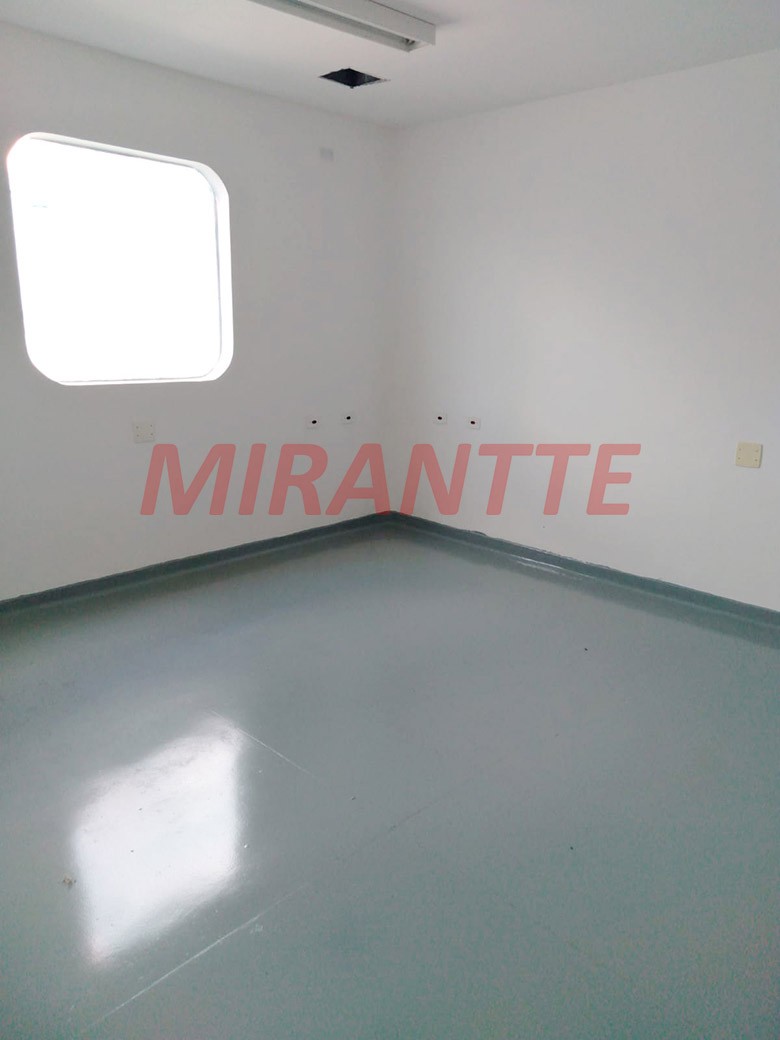 Comercial de 2200m² em Gopoúva