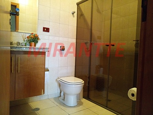Sobrado de 350m² com 4 quartos em Santana