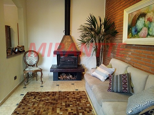 Sobrado de 350m² com 4 quartos em Santana
