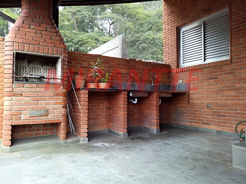 Sobrado de 350m² com 4 quartos em Santana