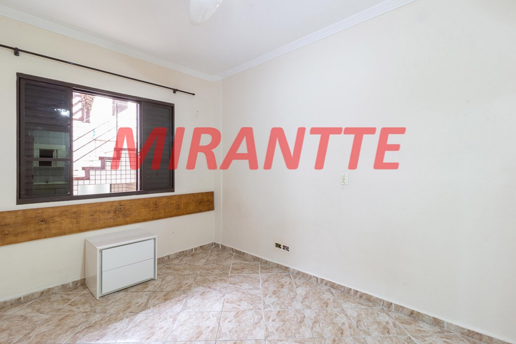 Comercial de 556m² em Santana