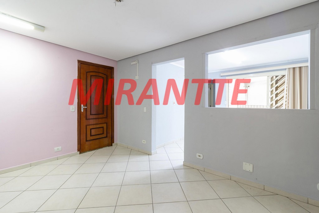 Comercial de 556m² em Santana