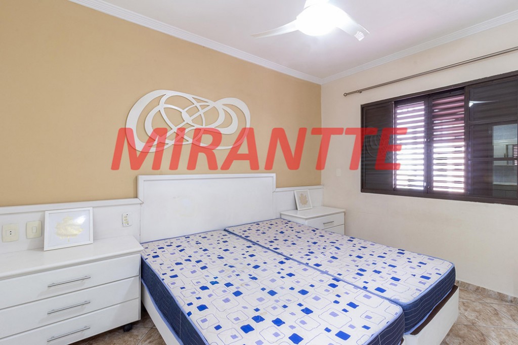 Comercial de 556m² em Santana