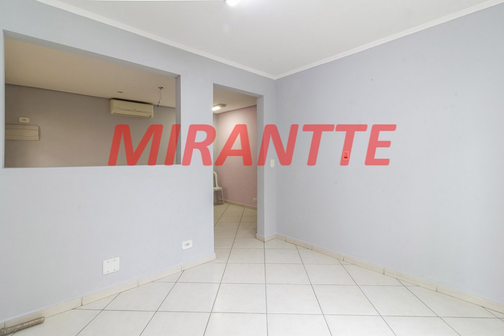 Comercial de 556m² em Santana