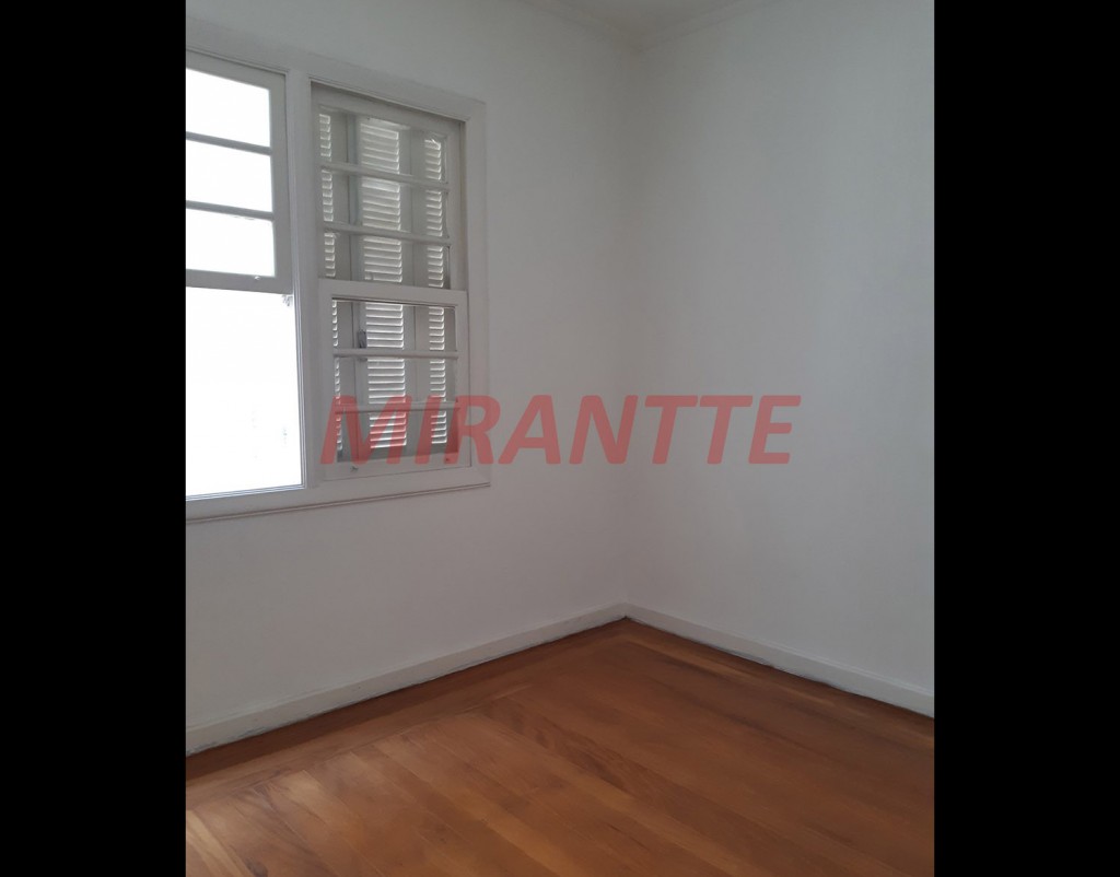 Conjunto comercial em Santana