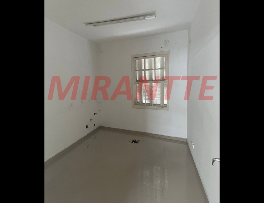 Conjunto comercial em Santana