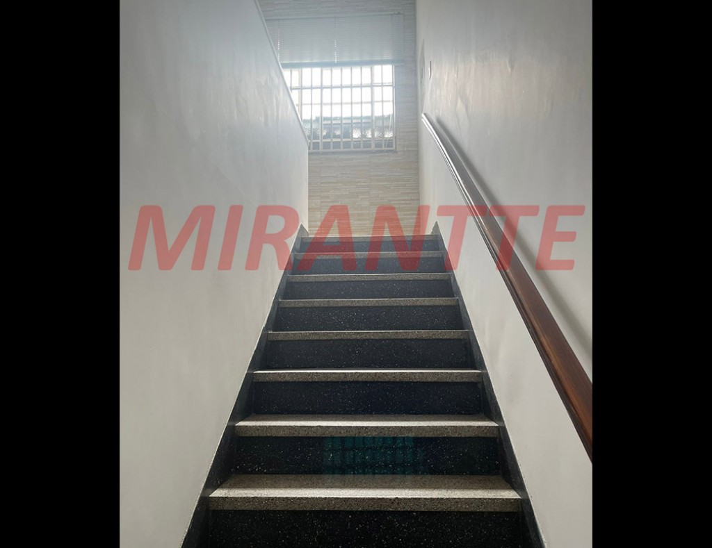 Conjunto comercial em Santana