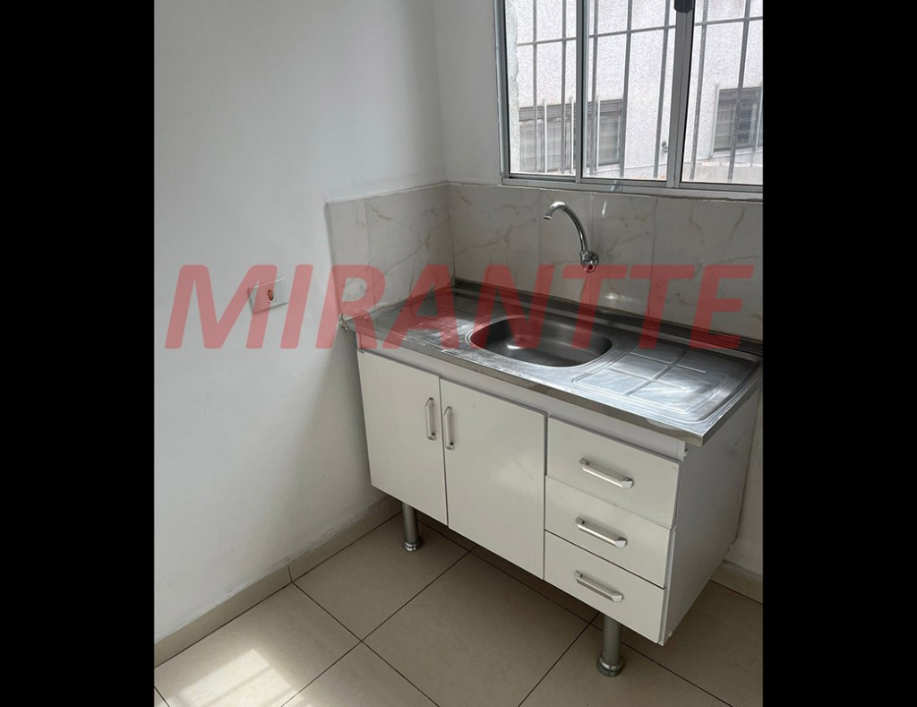 Conjunto comercial em Santana