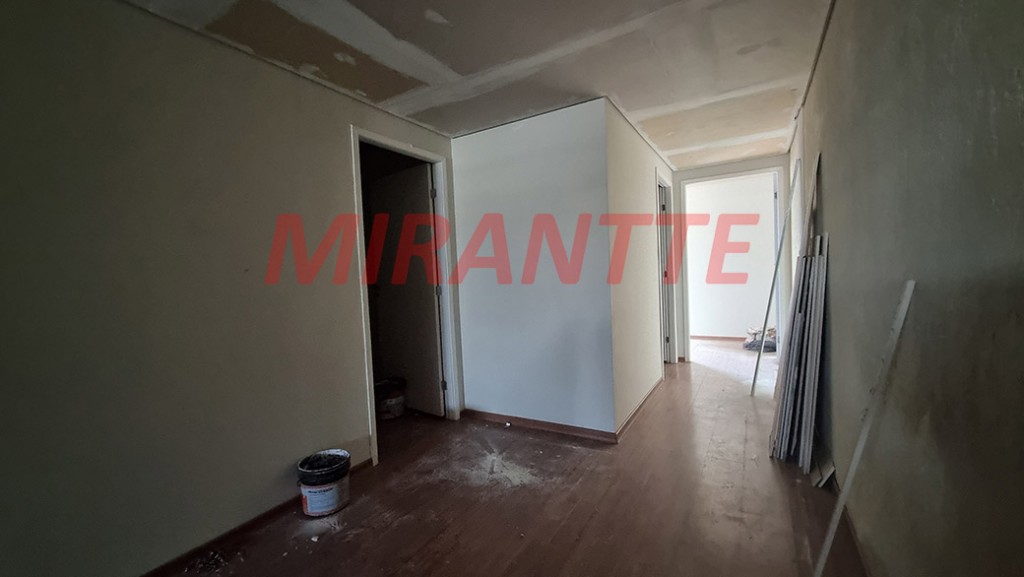 Comercial de 330m² em Casa Verde Média