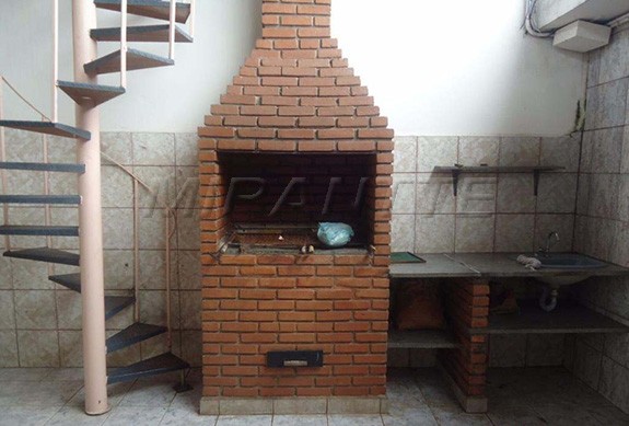 Sobrado de 650m² com 4 quartos em Vila Amalia